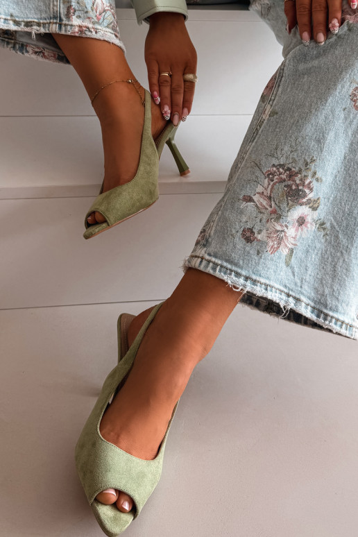 Sandali da donna con tacchi sottili in ecopelle scamosciataoAe colore verde Sevina