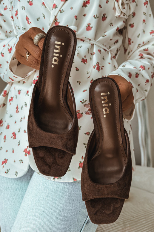 Pantofole da donna Abilitato Smukłym Obcasie CzekoladoAe Revina