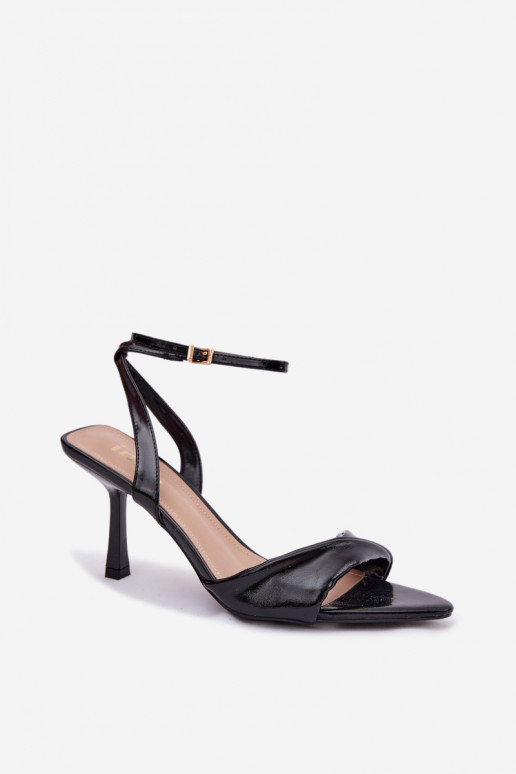 Sandali da donna con tacchi sottili in ecopelle colore nero Sedira