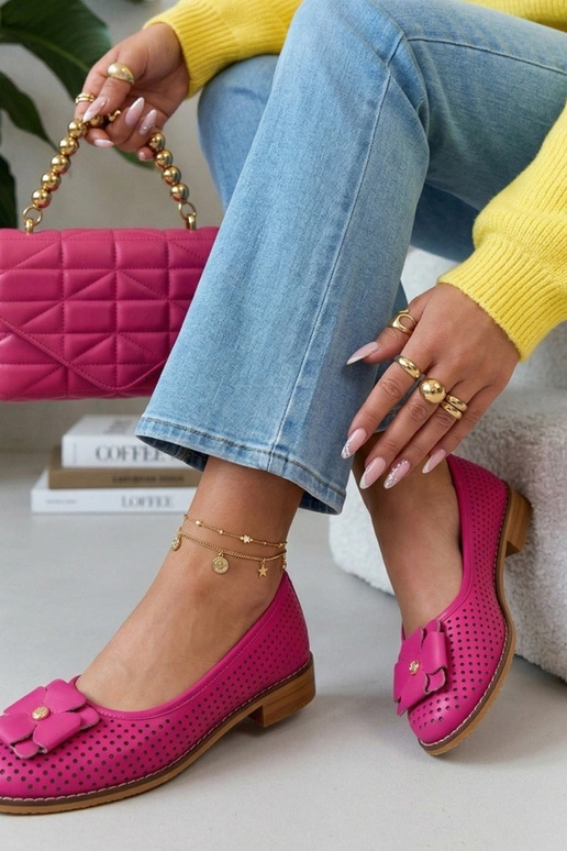 Ballerine in pelle rosa traforate...