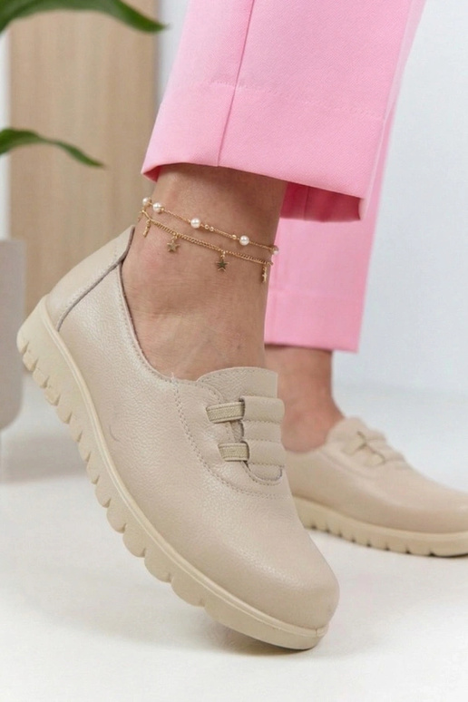 Stivaletti color sabbia con tacco...