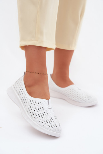 Scarpe da donna traforate in pelle Eliva color bianco 2