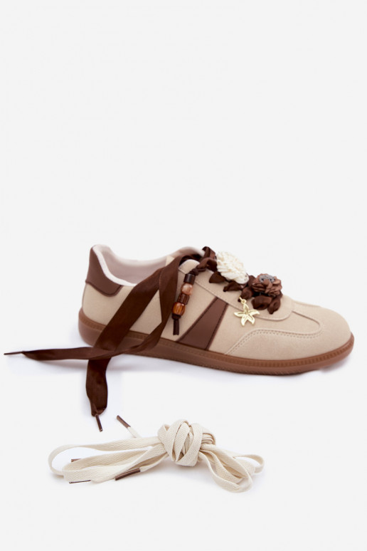 Scarpe modello sneakers Femminile con bellissimi dettagli beige Lelora