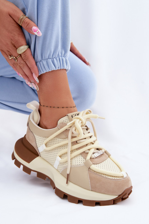 Pelle dalla pelle scamosciata Scarpe modello sneakers Femminile GOE TT2N4021 beige