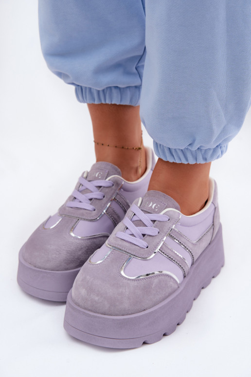 dalla pelle scamosciata Scarpe modello sneakers con una piattaforma GOE TT2N4054 Colore viola