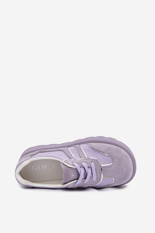 dalla pelle scamosciata Scarpe modello sneakers con una piattaforma GOE TT2N4054 Colore viola
