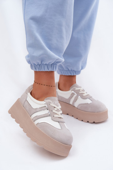 Scarpe sportive in suede bianche per donna con platform GOE TT2N4052 2