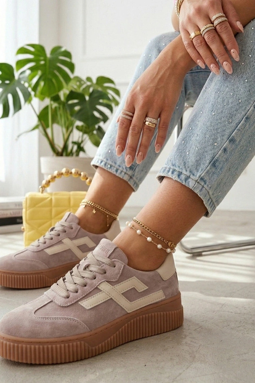 Sneakers color sabbia in pelle...