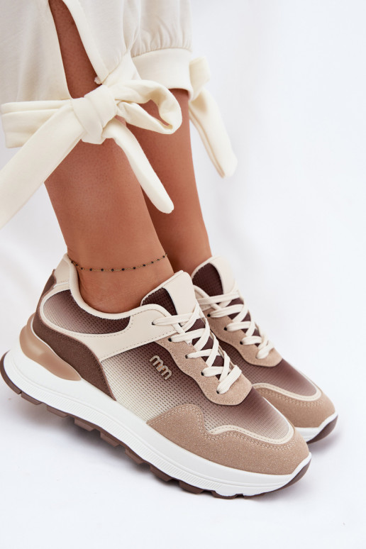Scarpe modello sneakers Femminile con una piattaforma colore marrone Lelmira