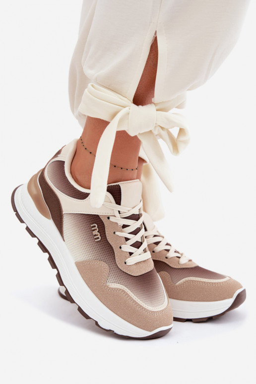 Scarpe modello sneakers Femminile con una piattaforma colore marrone Lelmira