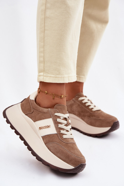 Scarpe modello sneakers Femminile con una piattaformaAbilitatoturalnego dalla pelle scamosciatau beige Rosinae