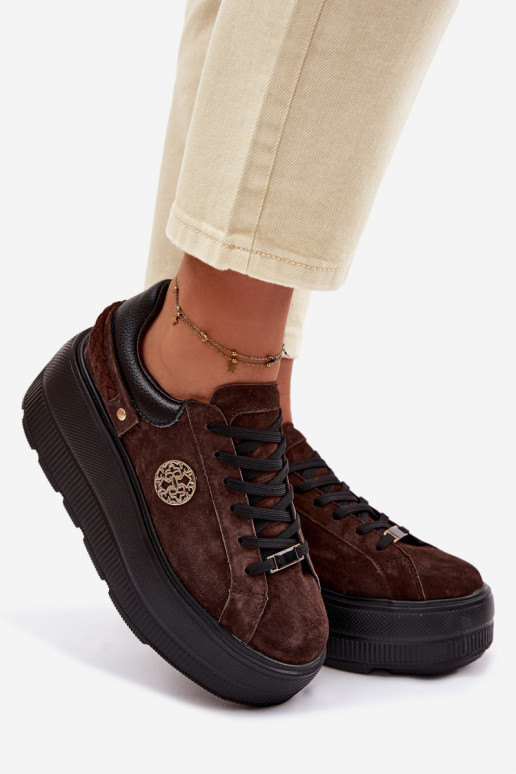 Pelle dalla pelle scamosciata Scarpe modello sneakers Femminile con una piattaforma D&A LR61-7094 CzekoladoAe