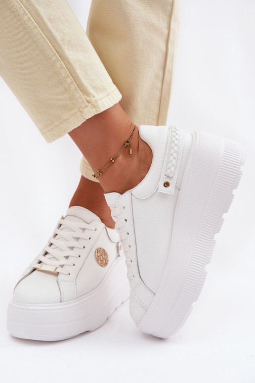 Pelle Scarpe modello sneakers Femminile con una piattaforma D&A LR61-7095 Colore bianco