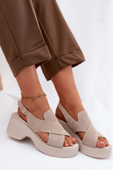 Sandali da donna Femminile con una piattaforma S.Barski LR61-7005 beige