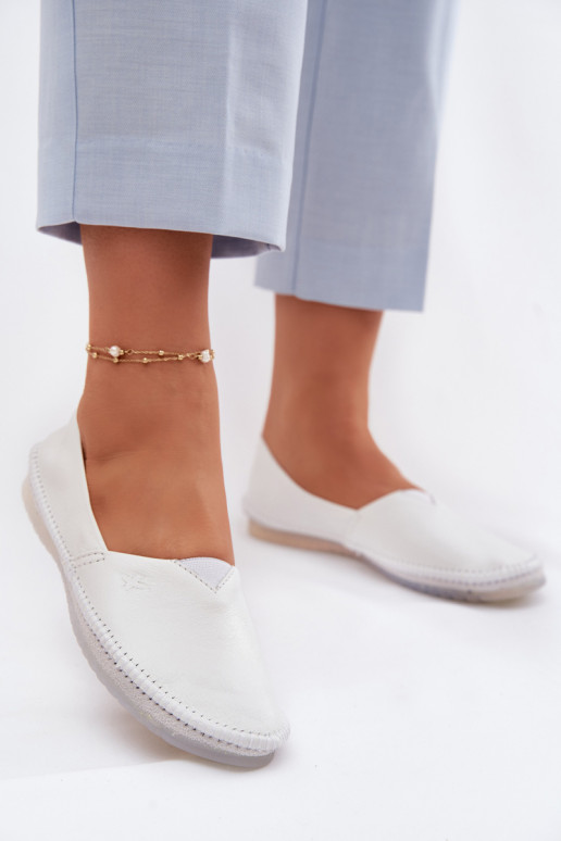 Femminile Ballerine Deveciejka 01930-11 Colore bianco