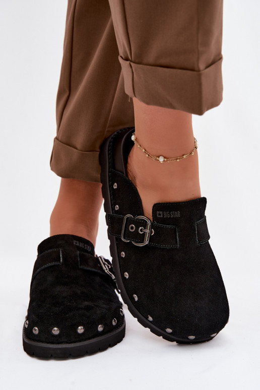 Pantofole Zoccoli dalla pelle scamosciata con una piattaforma con rivetti I con fibbie Big Star TT274951 colore nero