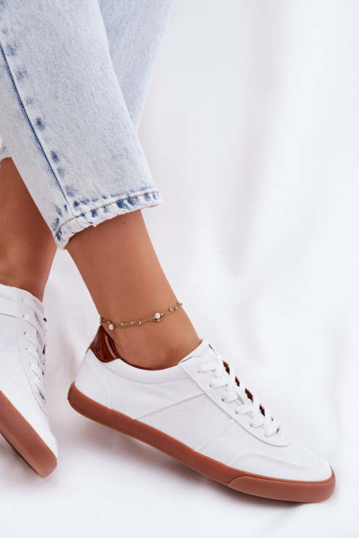 Scarpe modello sneakers Femminile Big Star TT274366 Colore bianco