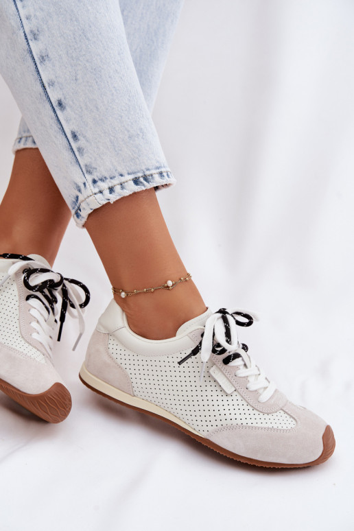 Pelle dalla pelle scamosciata Scarpe modello sneakers Femminile Big Star TT274555 Colore bianco