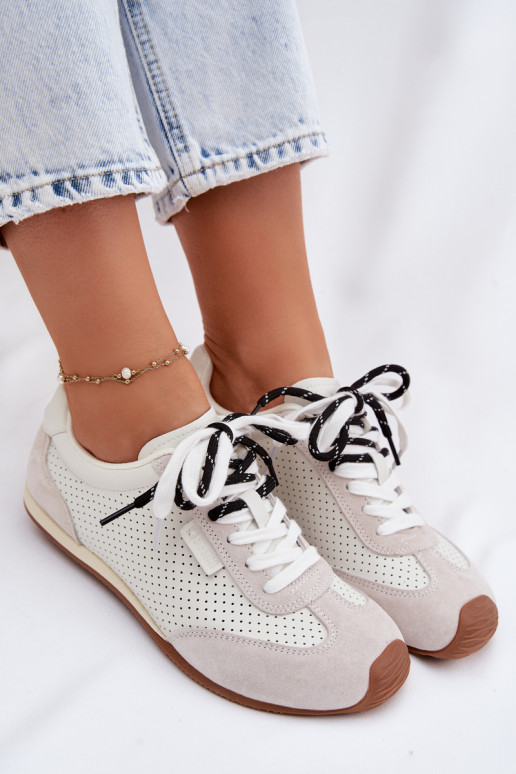 Pelle dalla pelle scamosciata Scarpe modello sneakers Femminile Big Star TT274555 Colore bianco