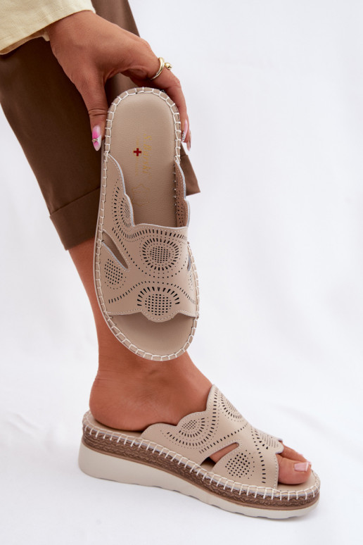 Pantofole in pelle Femminile con una piattaforma S.Barski GR61-5915 beige