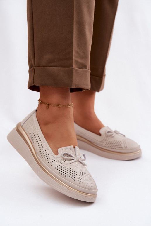 Pelle con elementi traforati scarpe con una piattaforma S.Barski LR61-7043 beige