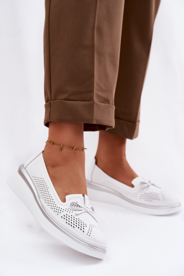 Pelle con elementi traforati scarpe con una piattaforma S.Barski LR61-7043 Colore bianco 2