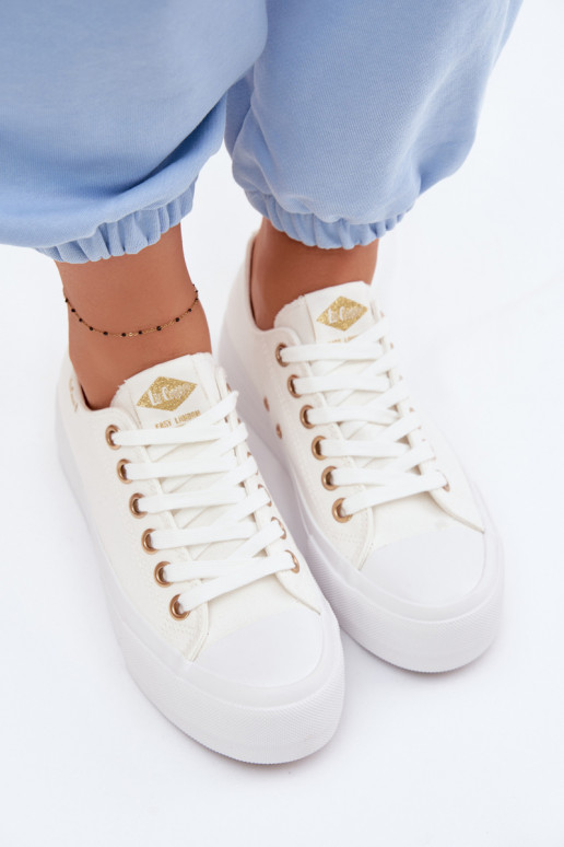 Scarpe per il tempo libero con una piattaforma Lee Cooper LCIN-26-31-4369 Colore bianco