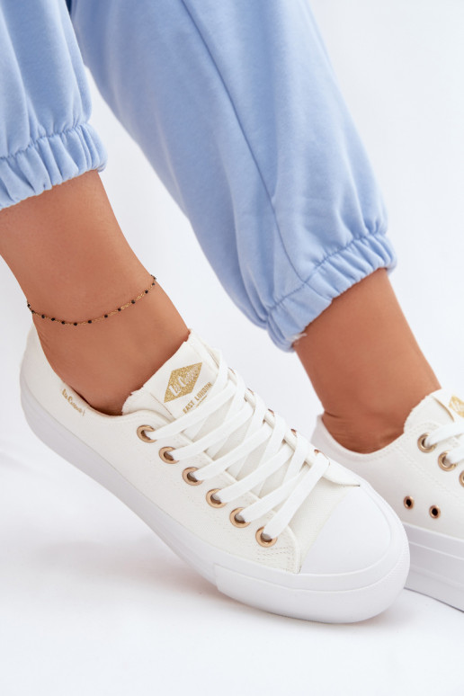 Scarpe per il tempo libero con una piattaforma Lee Cooper LCIN-26-31-4369 Colore bianco