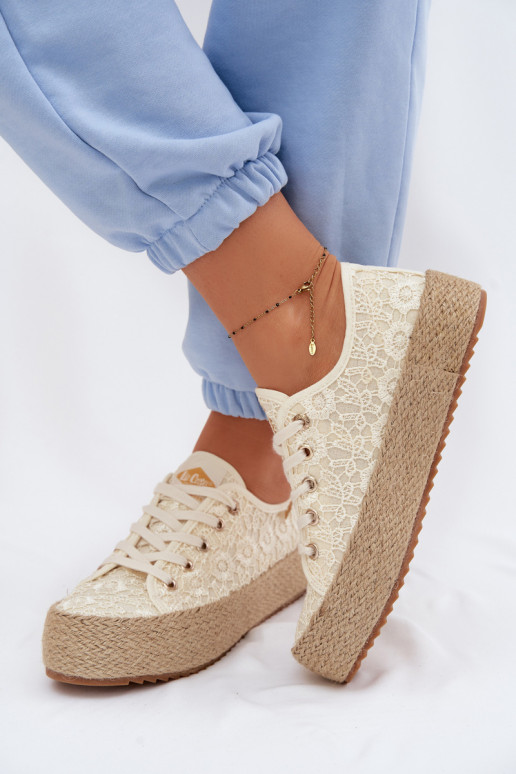 con motivi di pizzo scarpe casual espadrillas con una piattaforma Lee Cooper LCIN-26-31-4328 beige