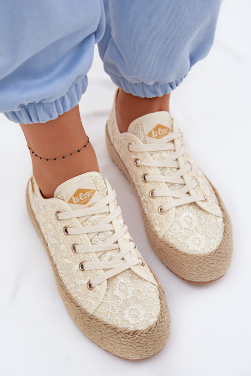 con motivi di pizzo scarpe casual espadrillas con una piattaforma Lee Cooper LCIN-26-31-4328 beige