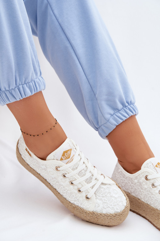con motivi di pizzo scarpe casual espadrillas con una piattaforma Lee Cooper LCIN-26-31-4326 Colore bianco