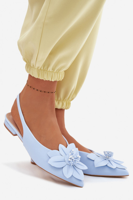 Sandali da donna con tacchi larghiDekoracyjnym Un fiore colore blu Telivette