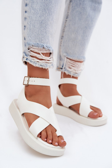 sandali in ecopelle con una piattaforma Colore bianco Zella 2