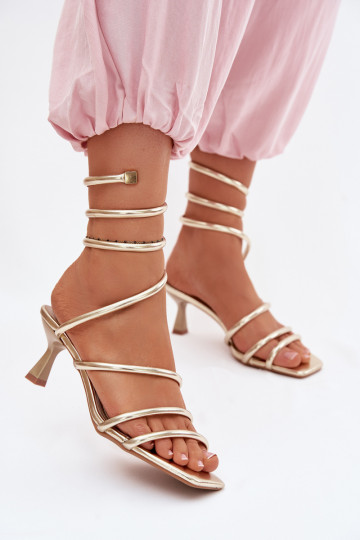 Sandali da donna con i tacchi con strisce colore dorato Samara 2