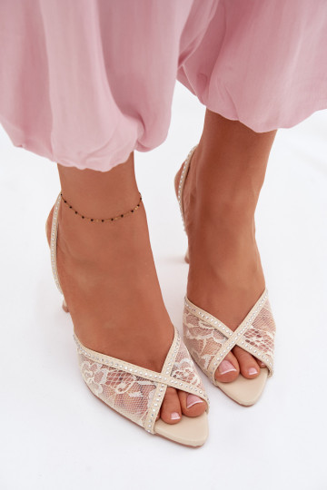 Sandali da donna con tacchi sottili con pizzo I Zdobieniem beige Melivelle