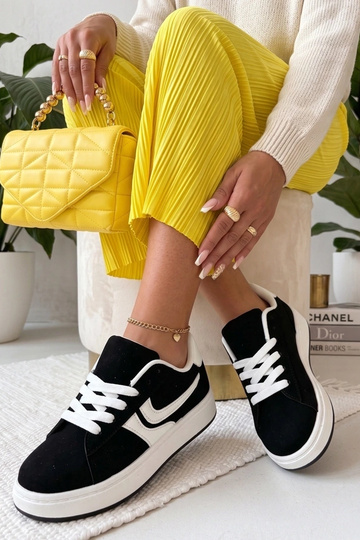 Scarpe sportive nere con... 2