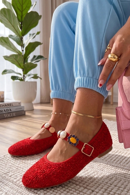 Ballerine rosse con cinturino...