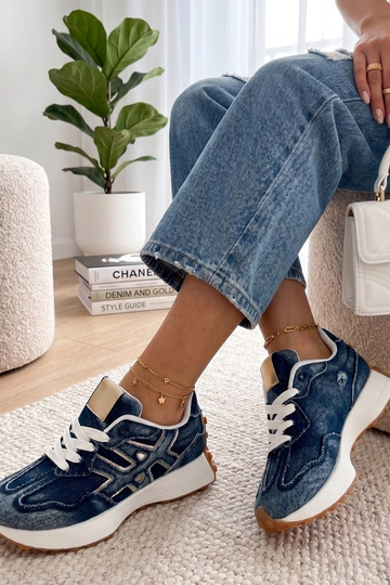 Sneakers in denim blu scuro... 2
