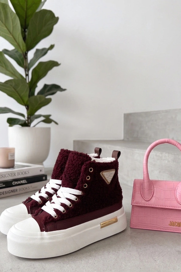 Sneakers bordeaux foderate in pelliccia su piattaforma con strass sopra la caviglia Lucia 2