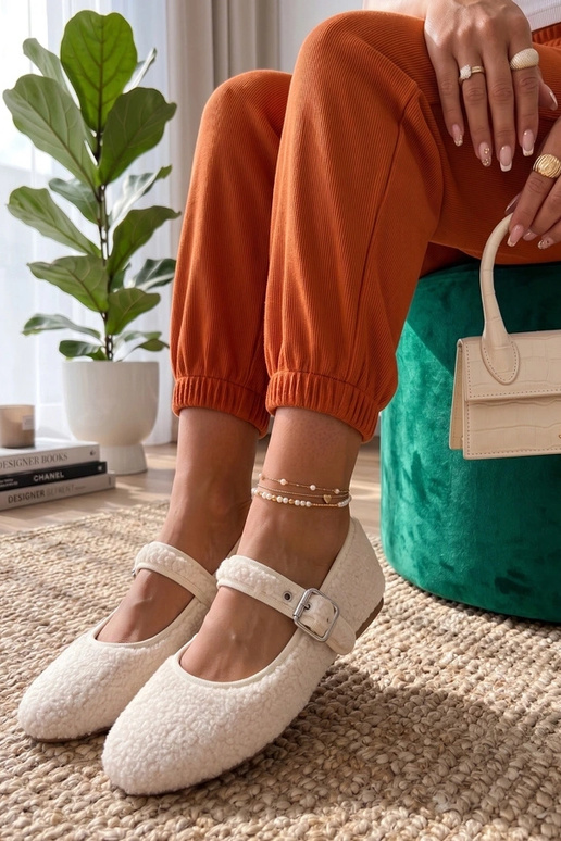 Ballerine bianche pelose con...