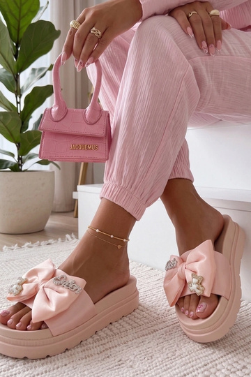 Różowe Klapki Na Platformie... 2