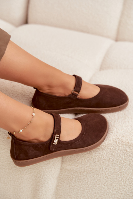 Ballerine in pelle scamosciata Barefoot con cinturini Zazoo 10206 color cioccolato