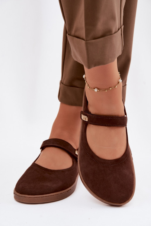 Ballerine in pelle scamosciata Barefoot con cinturini Zazoo 10206 color cioccolato