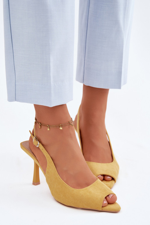 Sandali con tacco sottile in suede sintetico gialli Sevina