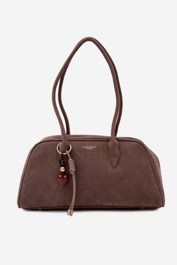 Borsa color sabbia scuro con charms in ecopelle scamosciata Noelia