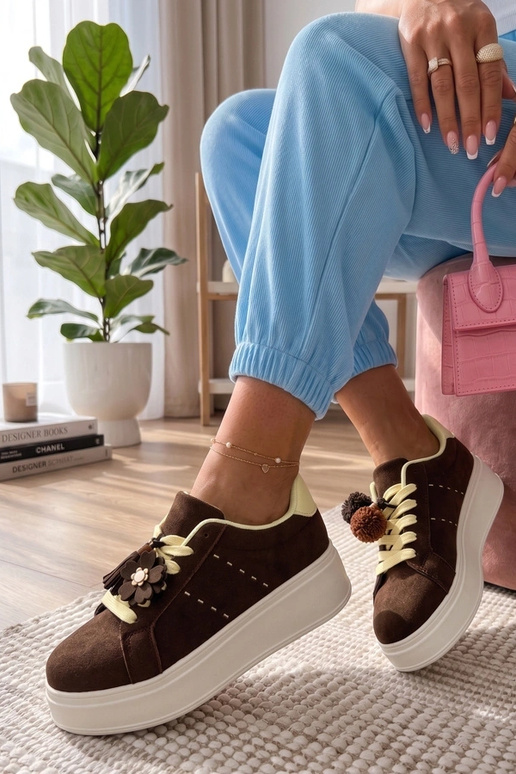 Sneakers marroni su piattaforma Oktawia