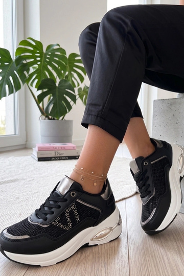 Sneakers nere su piattaforma con zirconi Rafaela