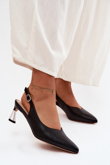 Sandali da donna Femminile con i tacchi Vinceza 66922 colore nero