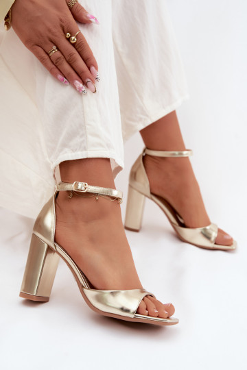 Sandali con tacco alto da donnaImitacji Skóry colore dorato Melvra