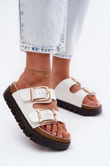 con effetto vernice Pantofole da donna con una piattaforma Ze colore doratomi con fibbiemi Lee Cooper LCIN-26-35-4460L Colore bi